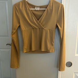 long sleeve crop top